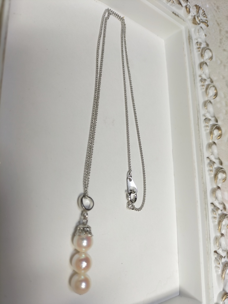 日本産あこや本真珠のネックレス