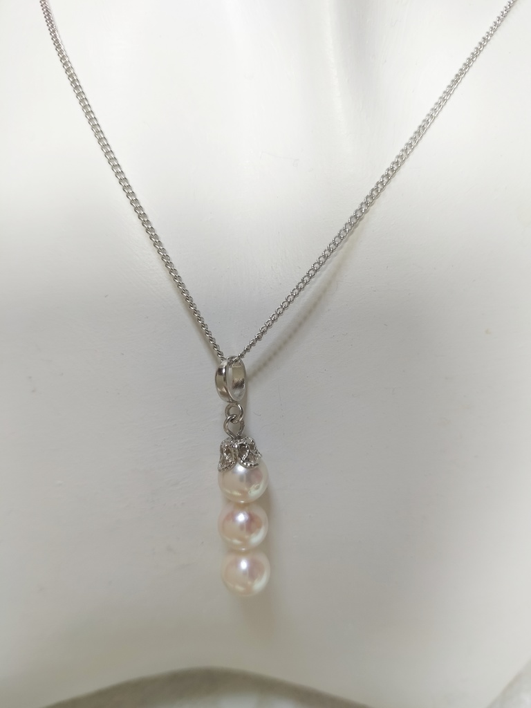 日本産あこや本真珠のネックレス