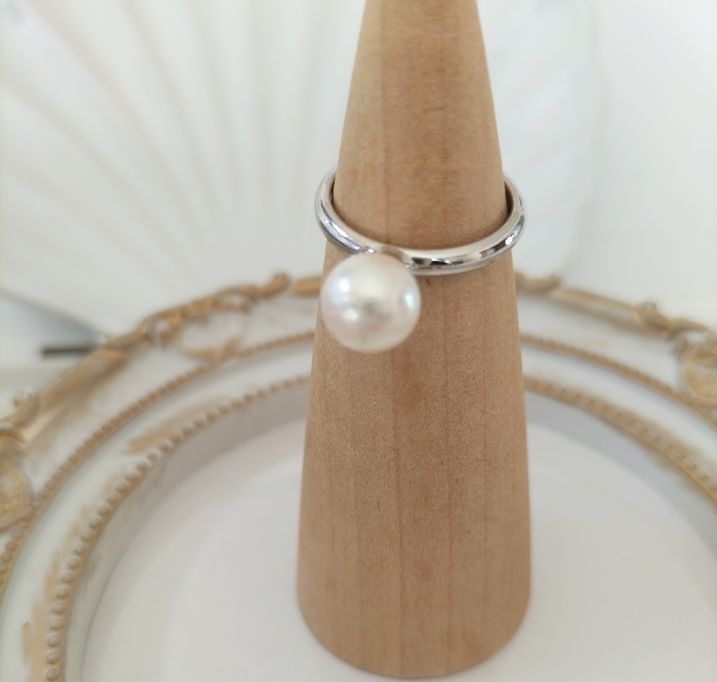 日本産あこや本真珠(宇和島産)のリング(フリーサイズ)