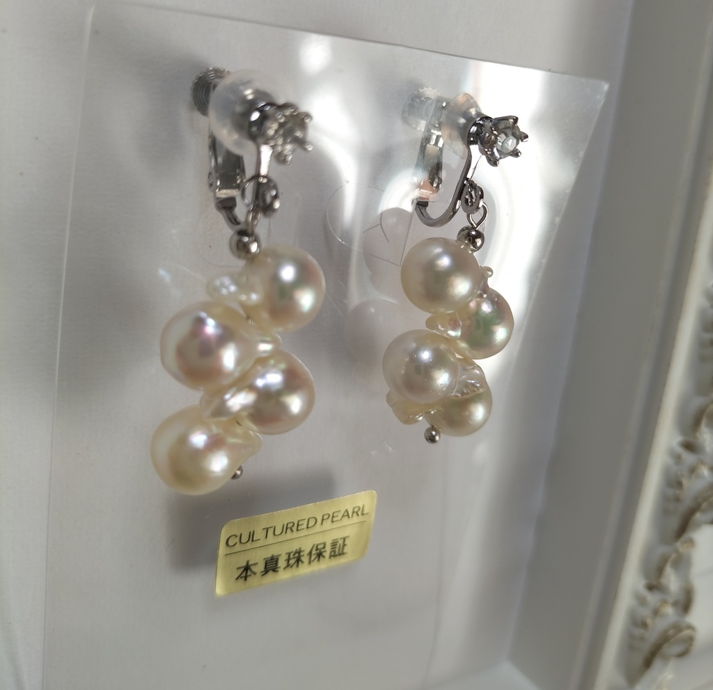 あこや本真珠(クレオパトラ珠)宇和島産のネジバネ式イヤリング