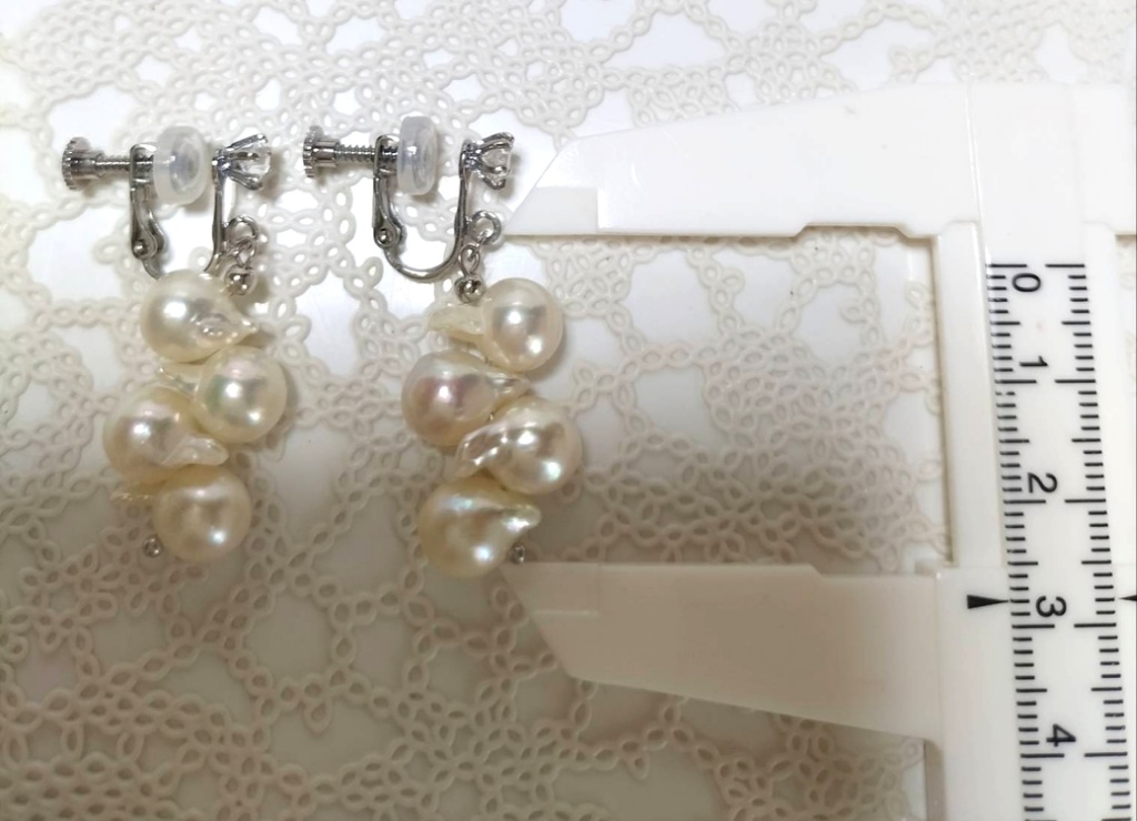 あこや本真珠(クレオパトラ珠)宇和島産のネジバネ式イヤリング