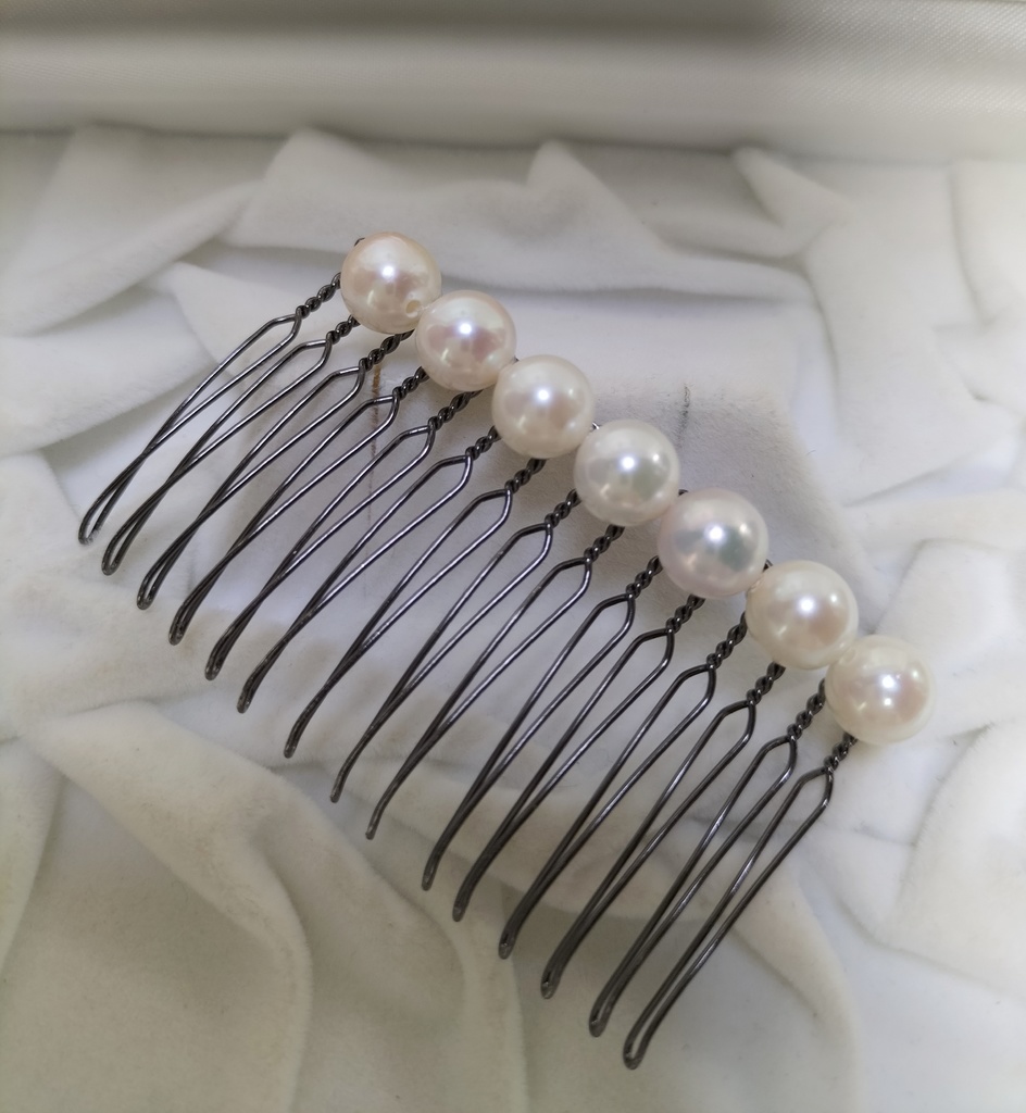 あこや本真珠(宇和島産)のヘアコーム15本足