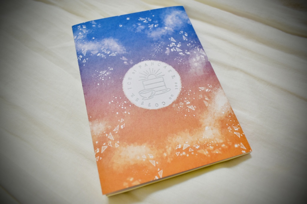 アイスにパンケーキ、セットのコーヒー