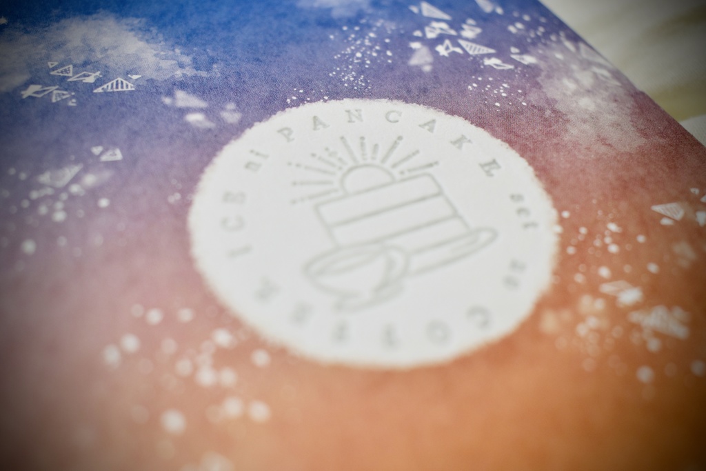 アイスにパンケーキ、セットのコーヒー