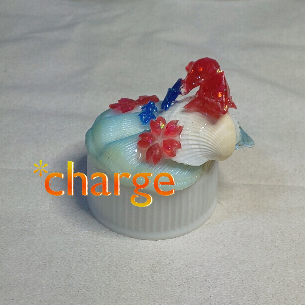 金魚と貝殻のキャップ