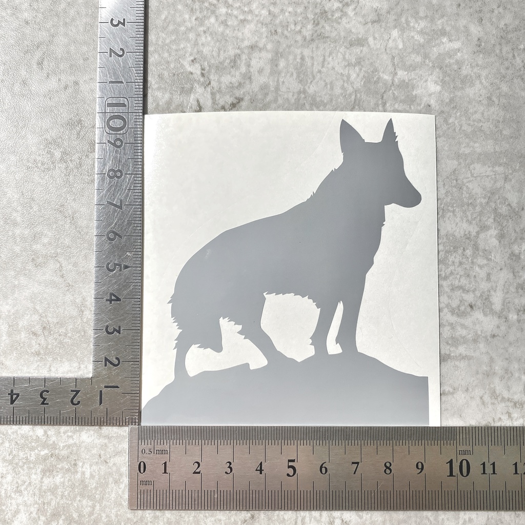 ① 狼 シルエット ステッカー (グレー) カッティングステッカー 切抜きステッカー シール 屋外 防水 車 バイク ウルフ