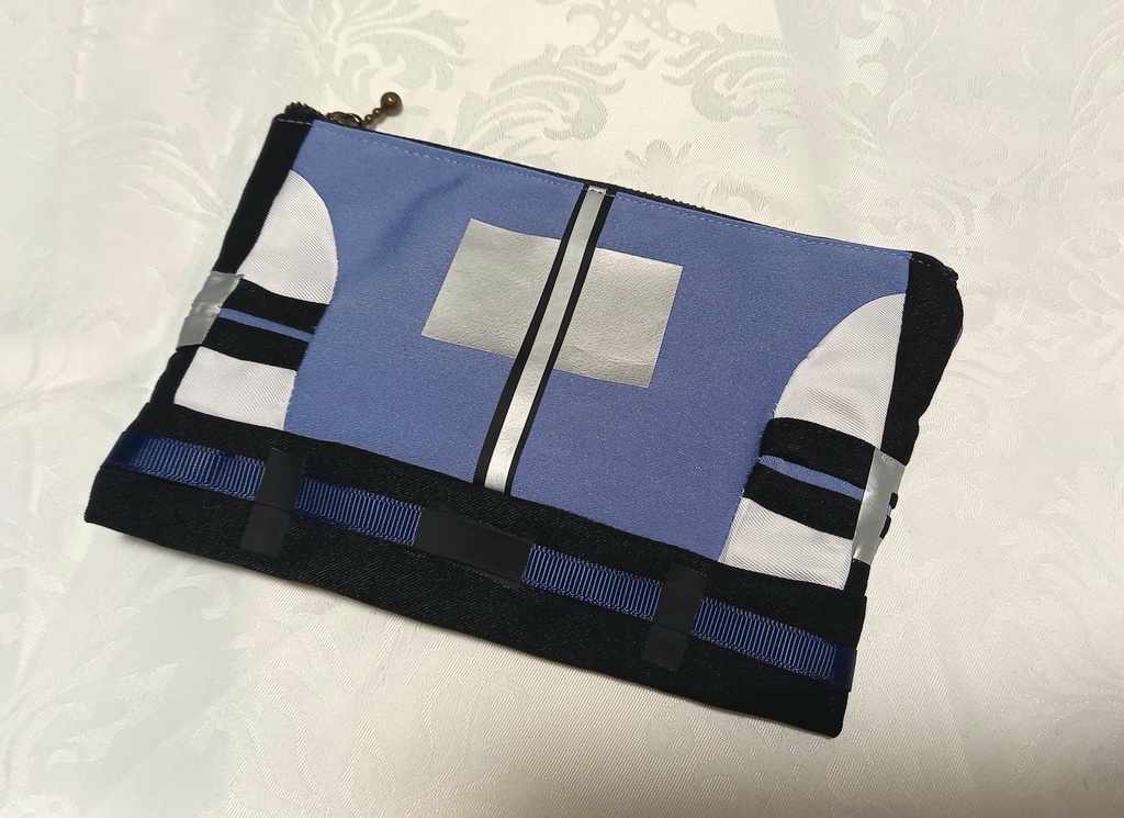 6thLIVE衣装柄ポーチ