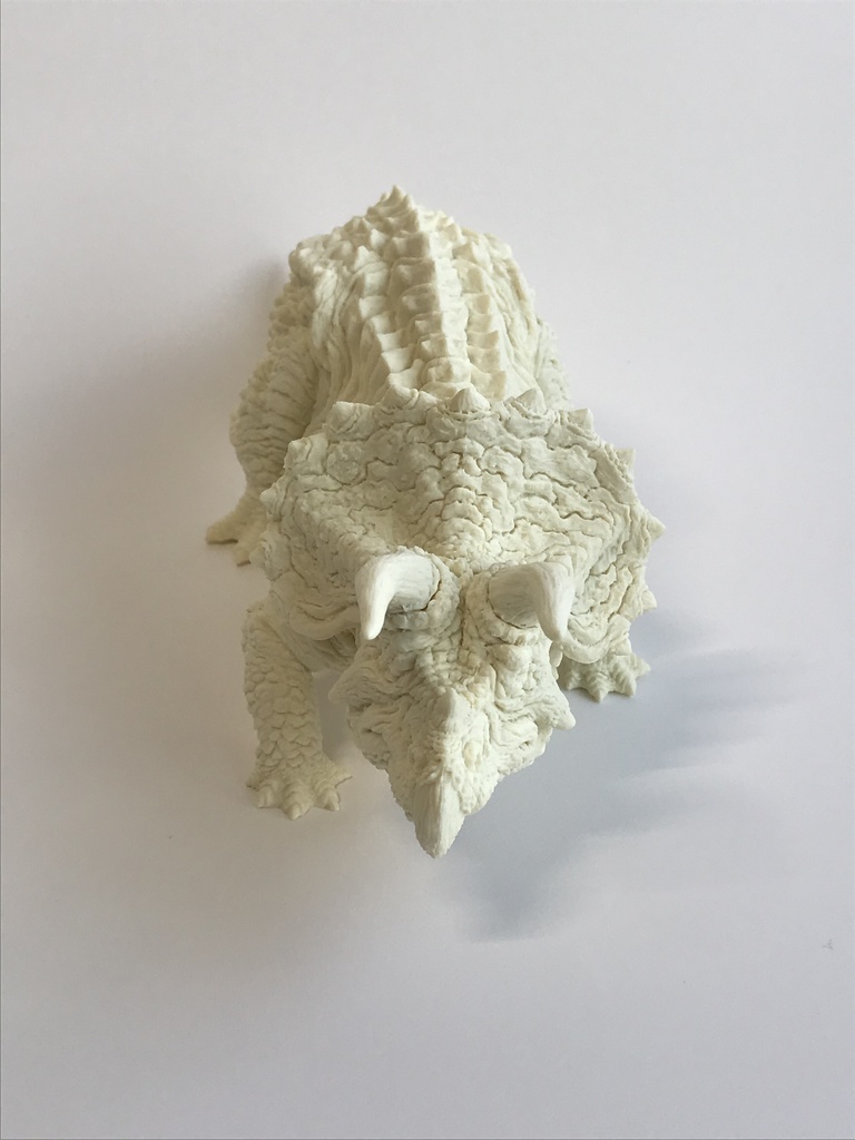 トリケラトプスレジンキット(アイボリー)