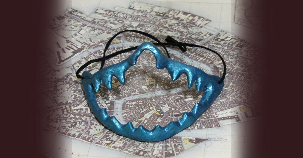 ハーフマスク 〜サメ〜