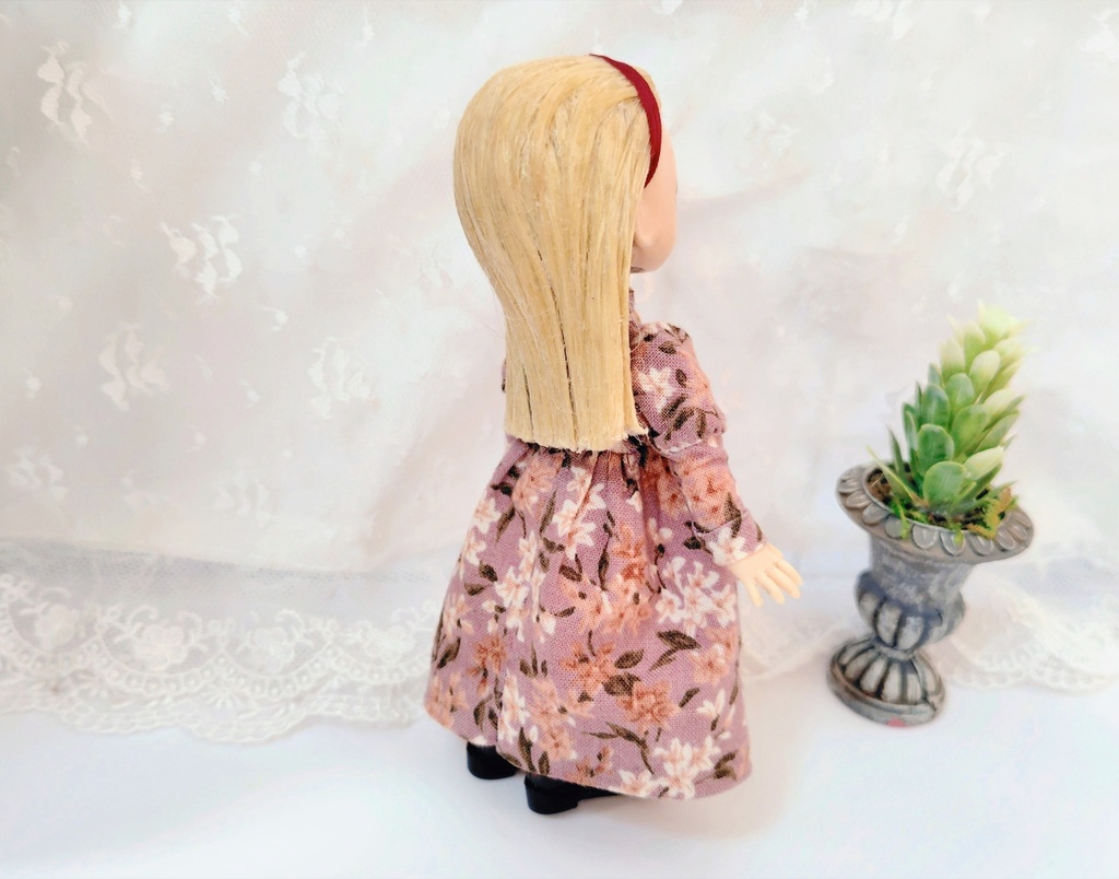 【オビツ11】淡紫の貴婦人ワンピース