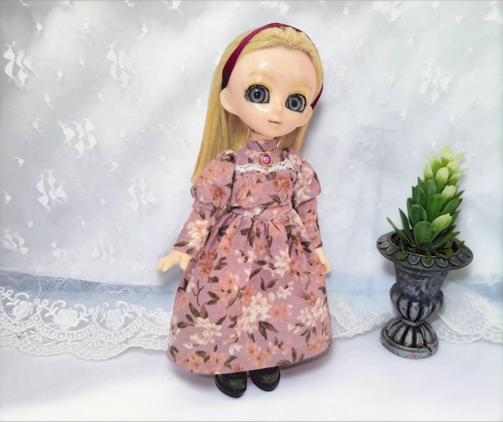 【オビツ11】淡紫の貴婦人ワンピース