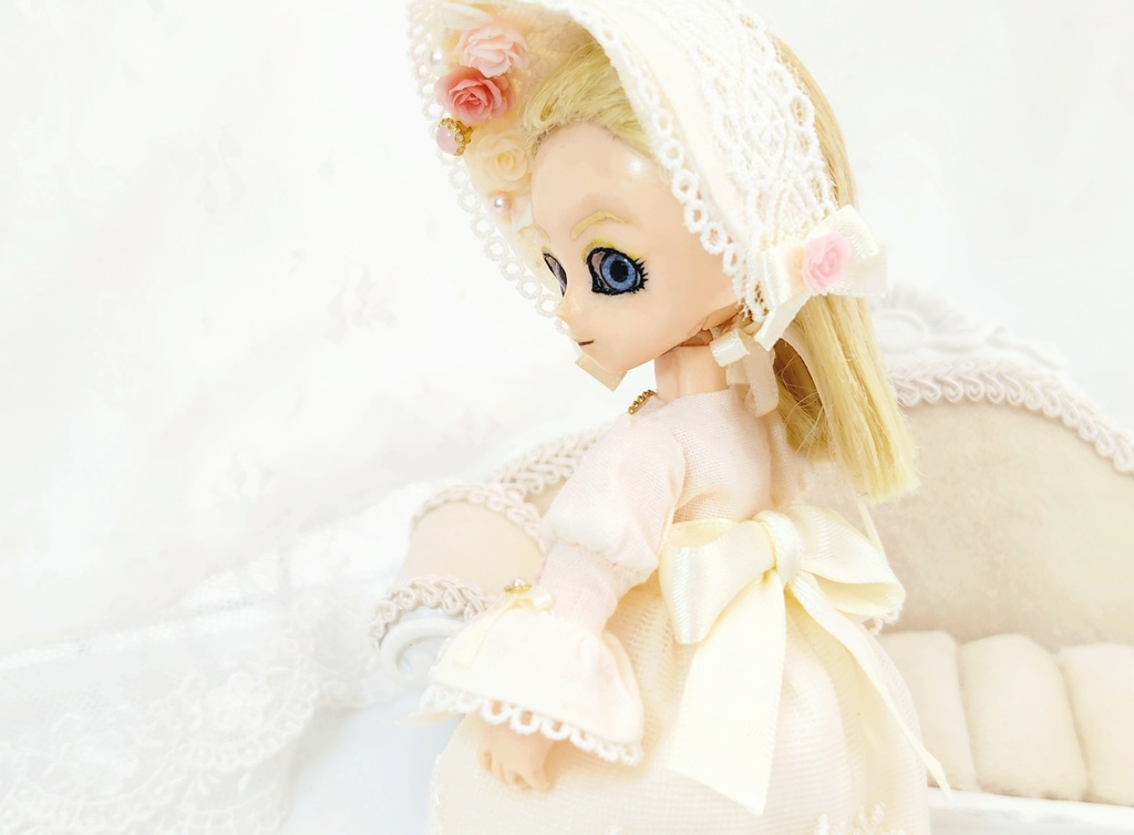 【オビツ11】天使の薔薇ドレスフルコーデ(ワンピース&ボンネット)