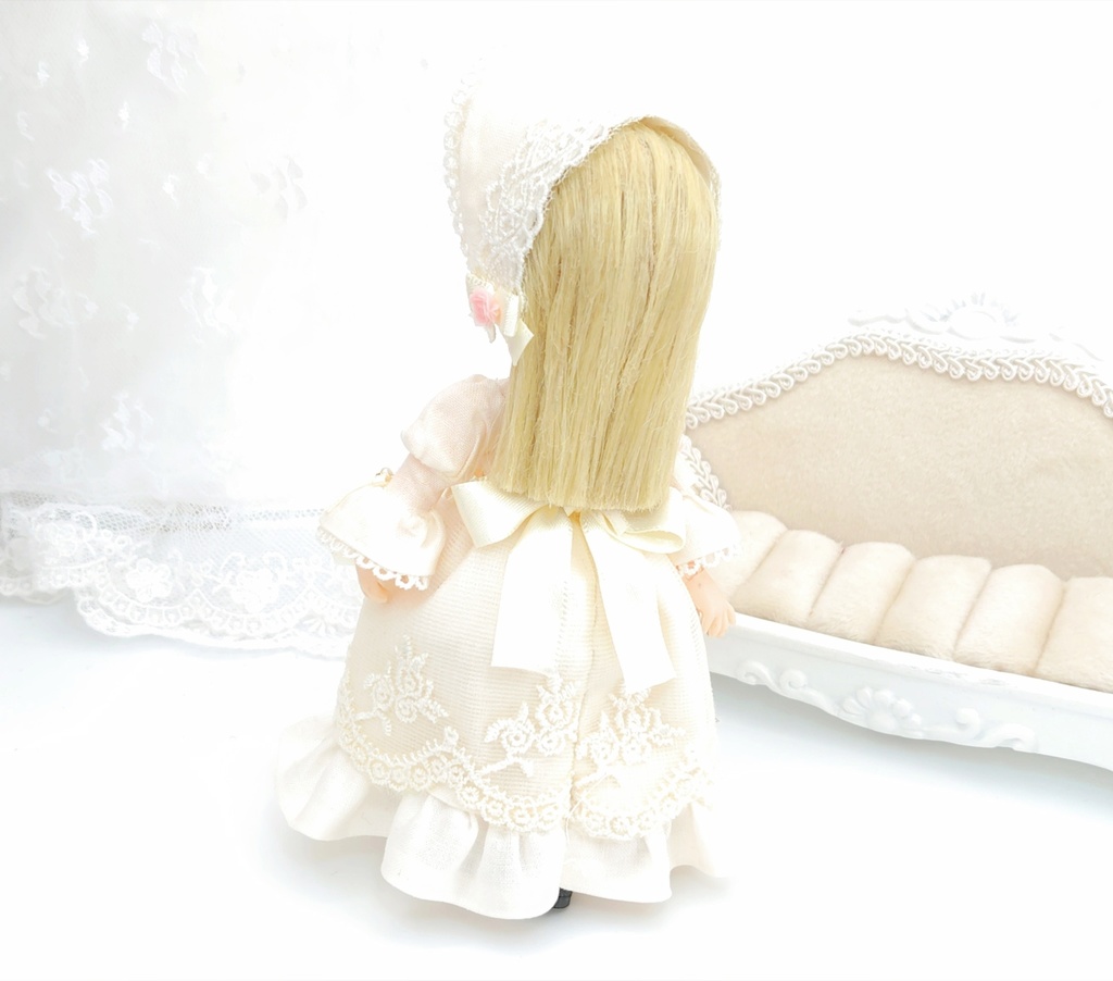 【オビツ11】天使の薔薇ドレスフルコーデ(ワンピース&ボンネット)