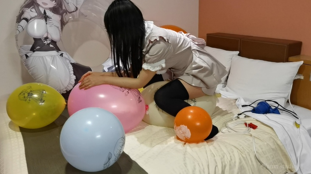 黒髪Mちゃんのイラスト風船遊び M-chan's Anime balloon play