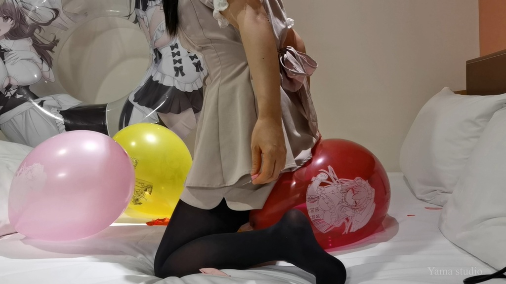 黒髪Mちゃんのイラスト風船遊び&割り2 M-chan's Anime balloon play & Pop2