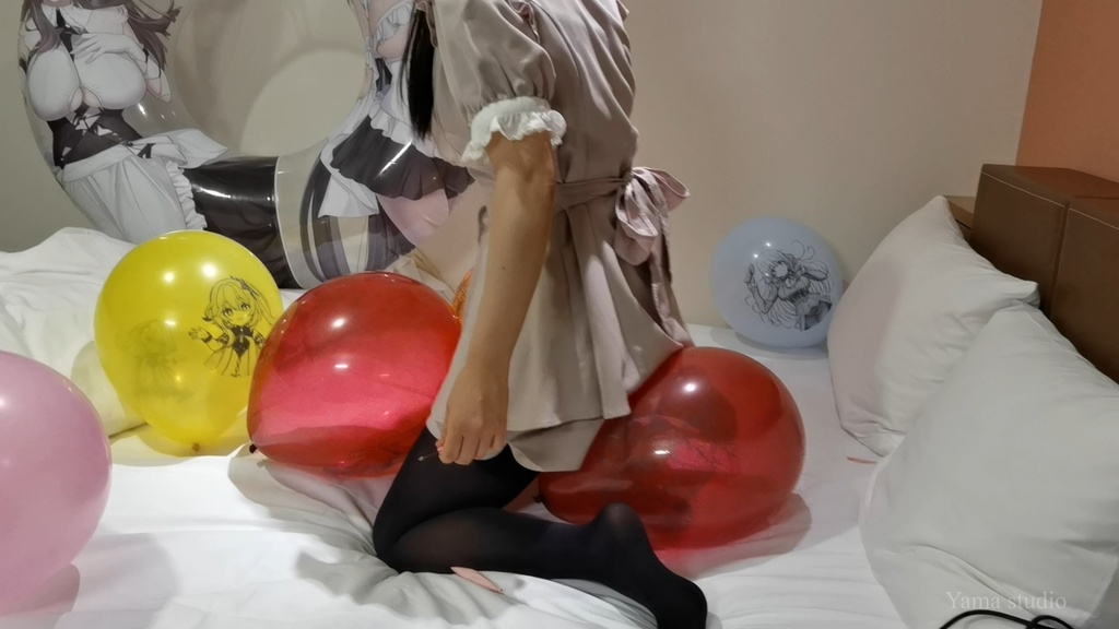 黒髪Mちゃんのイラスト風船遊び&割り2 M-chan's Anime balloon play & Pop2