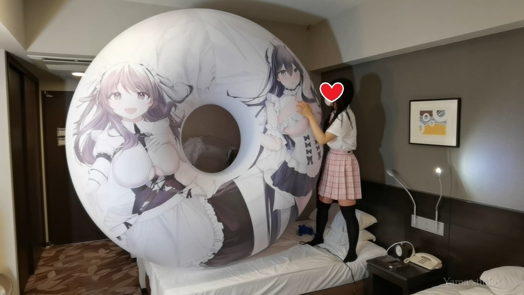 黒髪Mちゃんの巨大浮き輪型空ビ遊び M-chan's huge ring shape inflatable play
