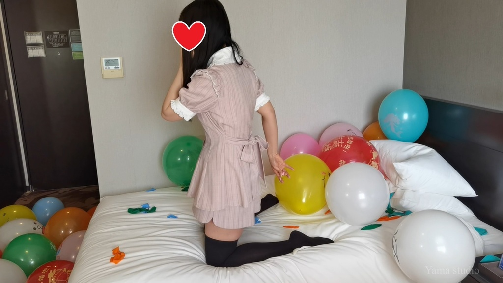 黒髪Mちゃんの針で風船割り M-chan's Pin to Pop