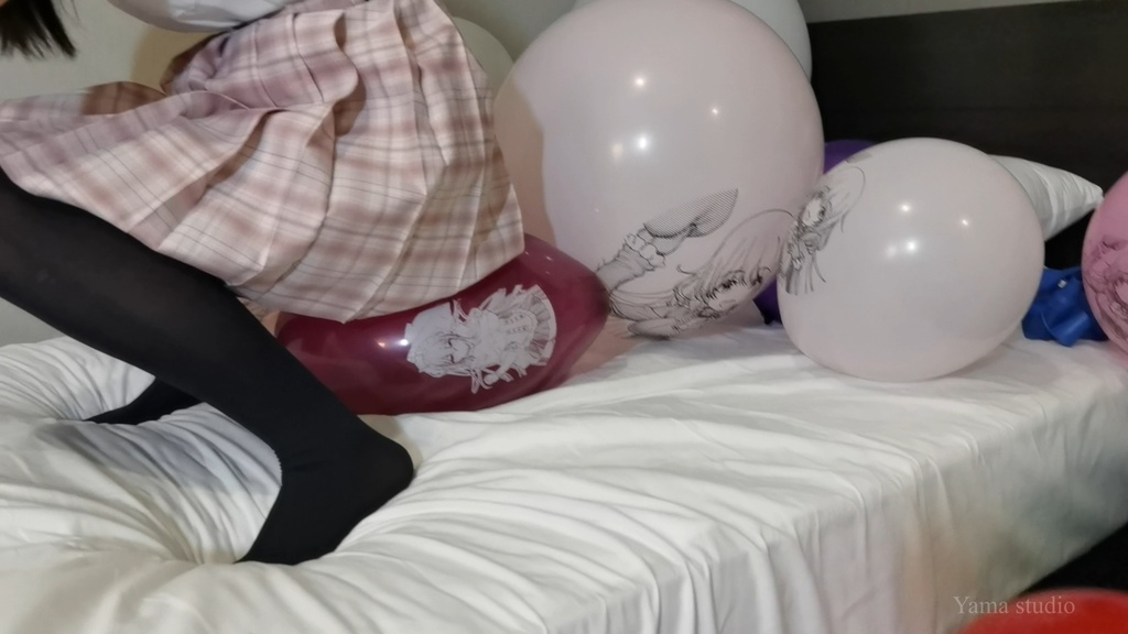 黒髪Mちゃんのイラスト風船遊び&割り3 M-chan's Anime balloon play & pop3