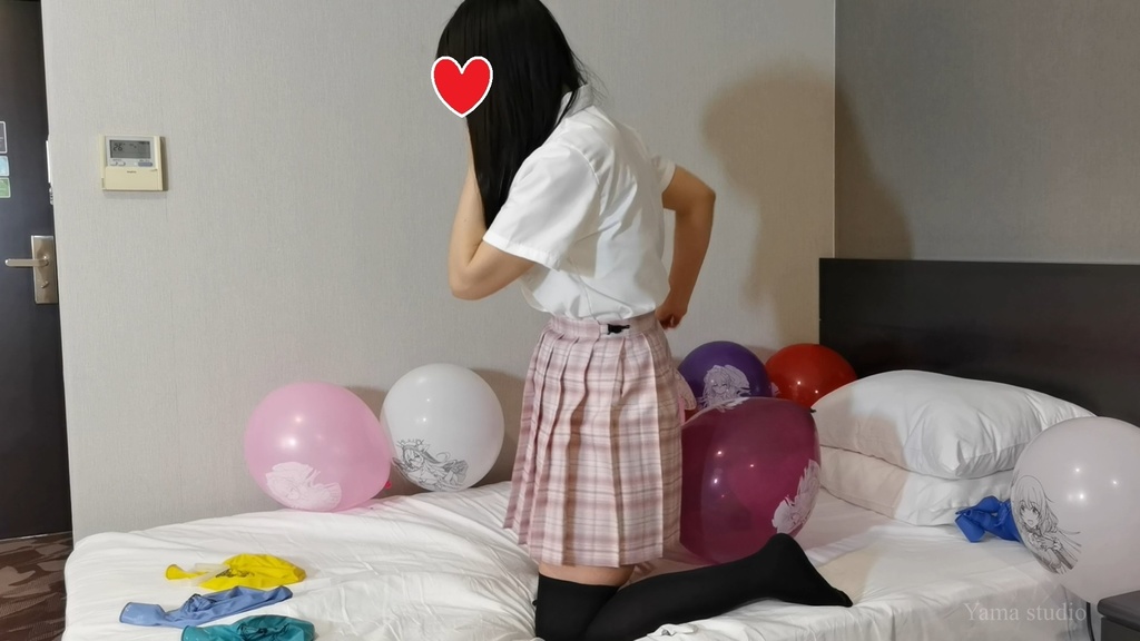 黒髪Mちゃんのイラスト風船遊び&割り4 M-chan's Anime balloon play & pop4