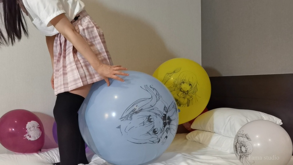 黒髪Mちゃんのイラスト風船遊び&割り4 M-chan's Anime balloon play & pop4