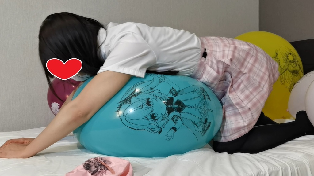 黒髪Mちゃんのイラスト風船遊び&割り4 M-chan's Anime balloon play & pop4