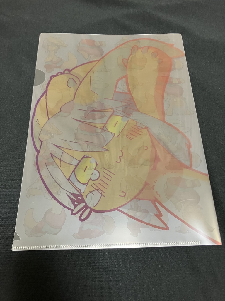 ナナチの透け透けA4クリアファイル