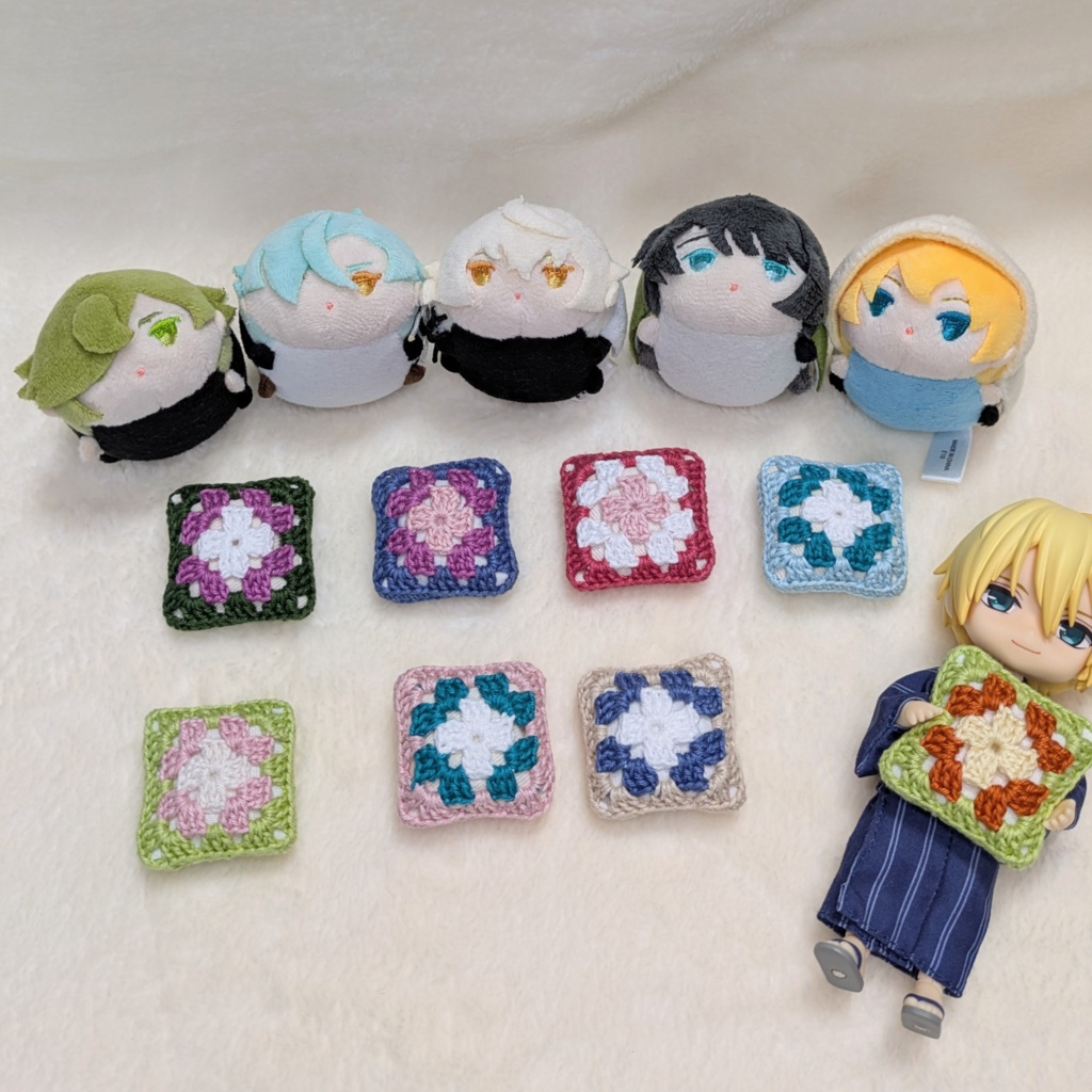 小さなクッション(レトロ柄)