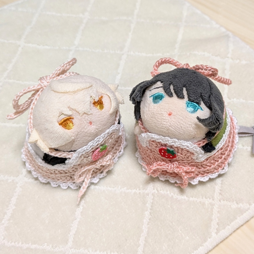 かわいいエプロンドレス