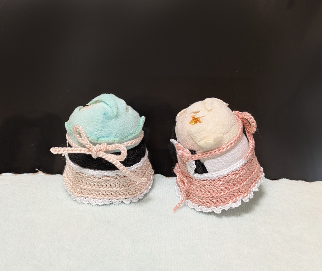 かわいいエプロンドレス
