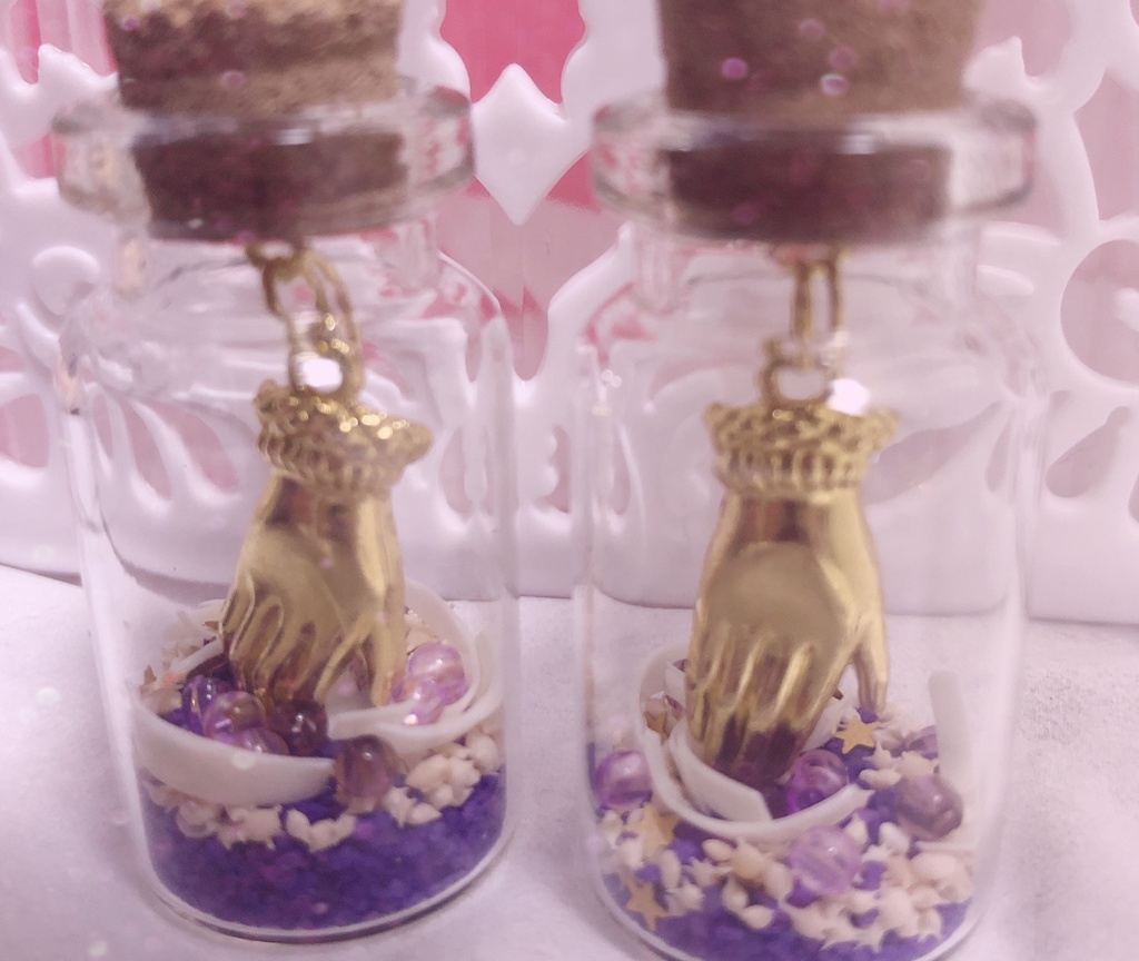 吉良吉影の爪"風"入り星砂キーホルダー②