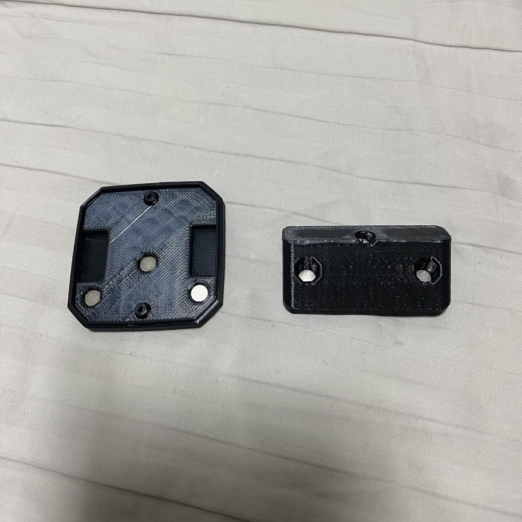 マグネット式Tundraトラッカーマウント(匿名配送)