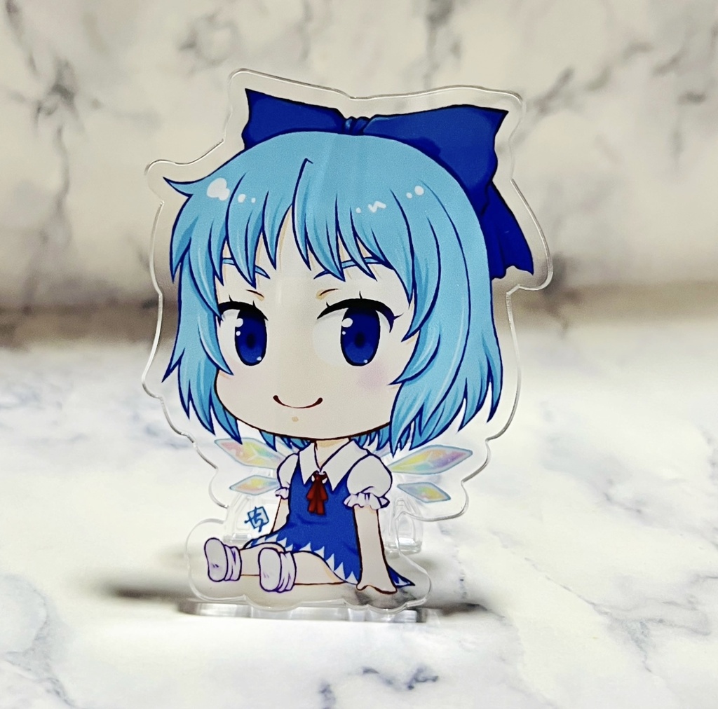 チルノおすわりアクリルピンバッジ