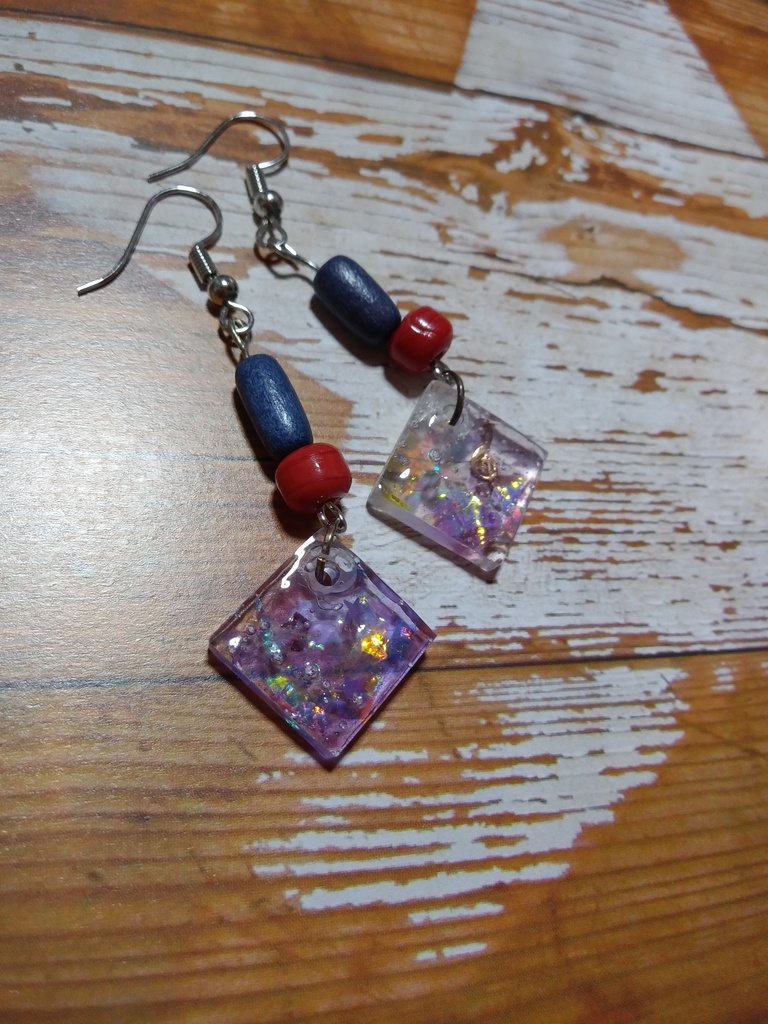 耳郎イメージピアス