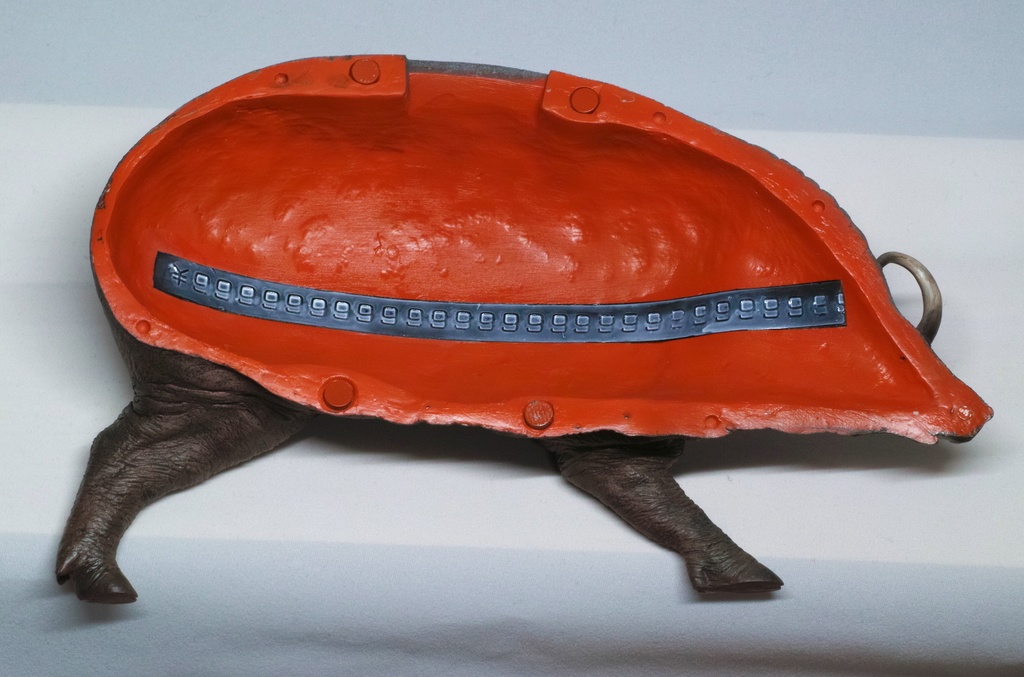 バビルサの貯金箱 ガレージキット