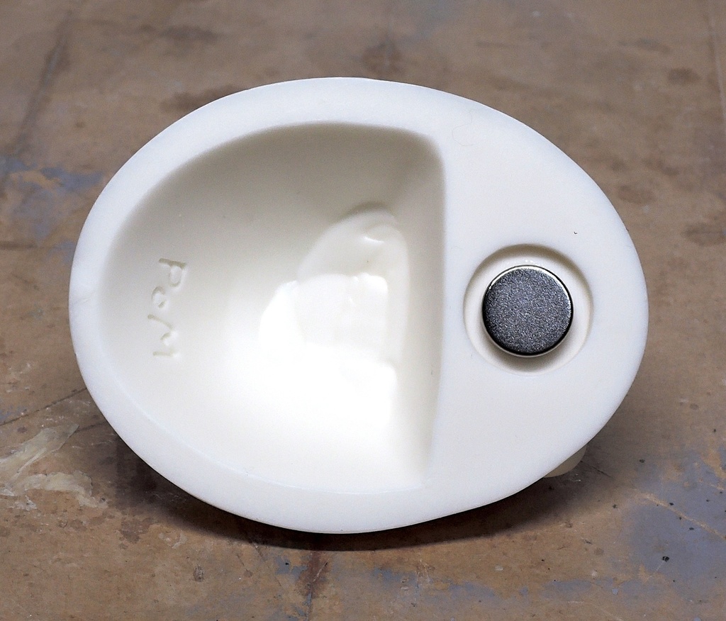 ポメラニアン レジンマグネット 未塗装ガレージキット