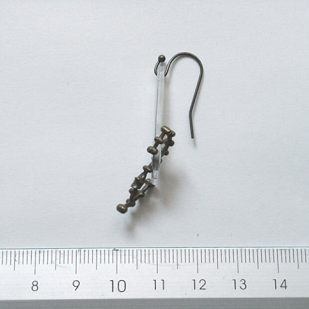 星座をつまむ ピアス《蠍座》(片耳分)