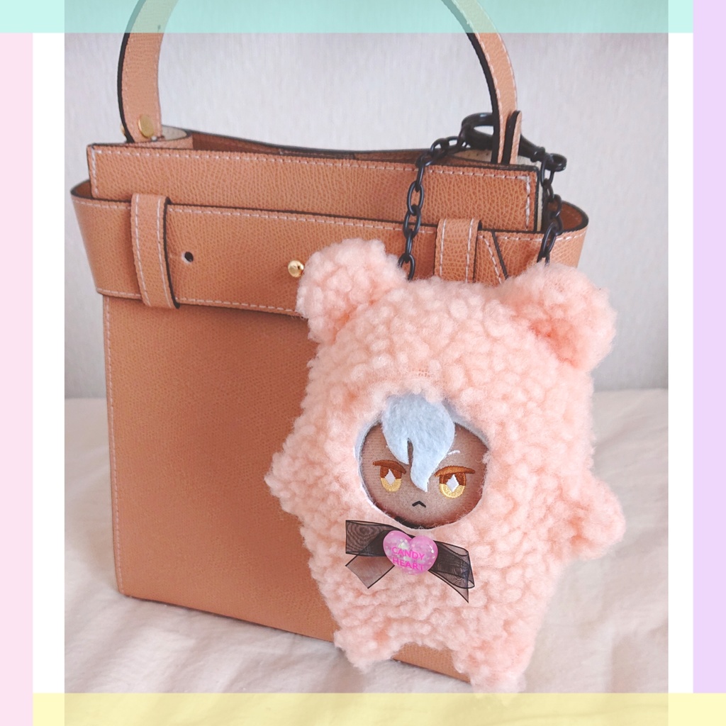 自立するおすわりくまさん