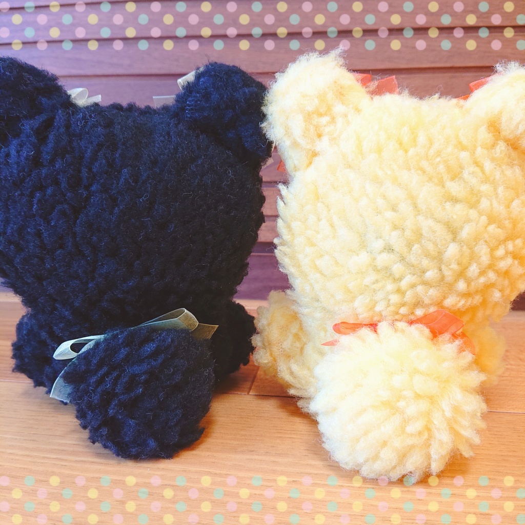 自立するおすわりくまさん