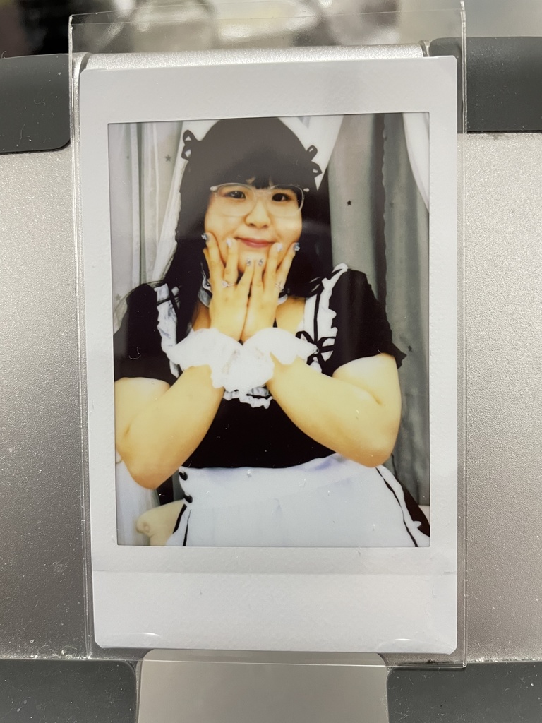 黒メイドちゃんチェキ 1