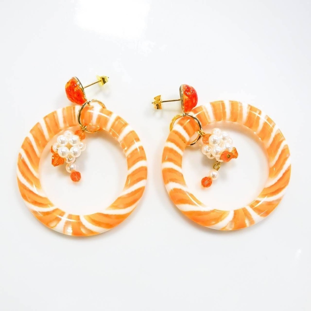 サーモンとイクラご飯の イヤリング ピアス