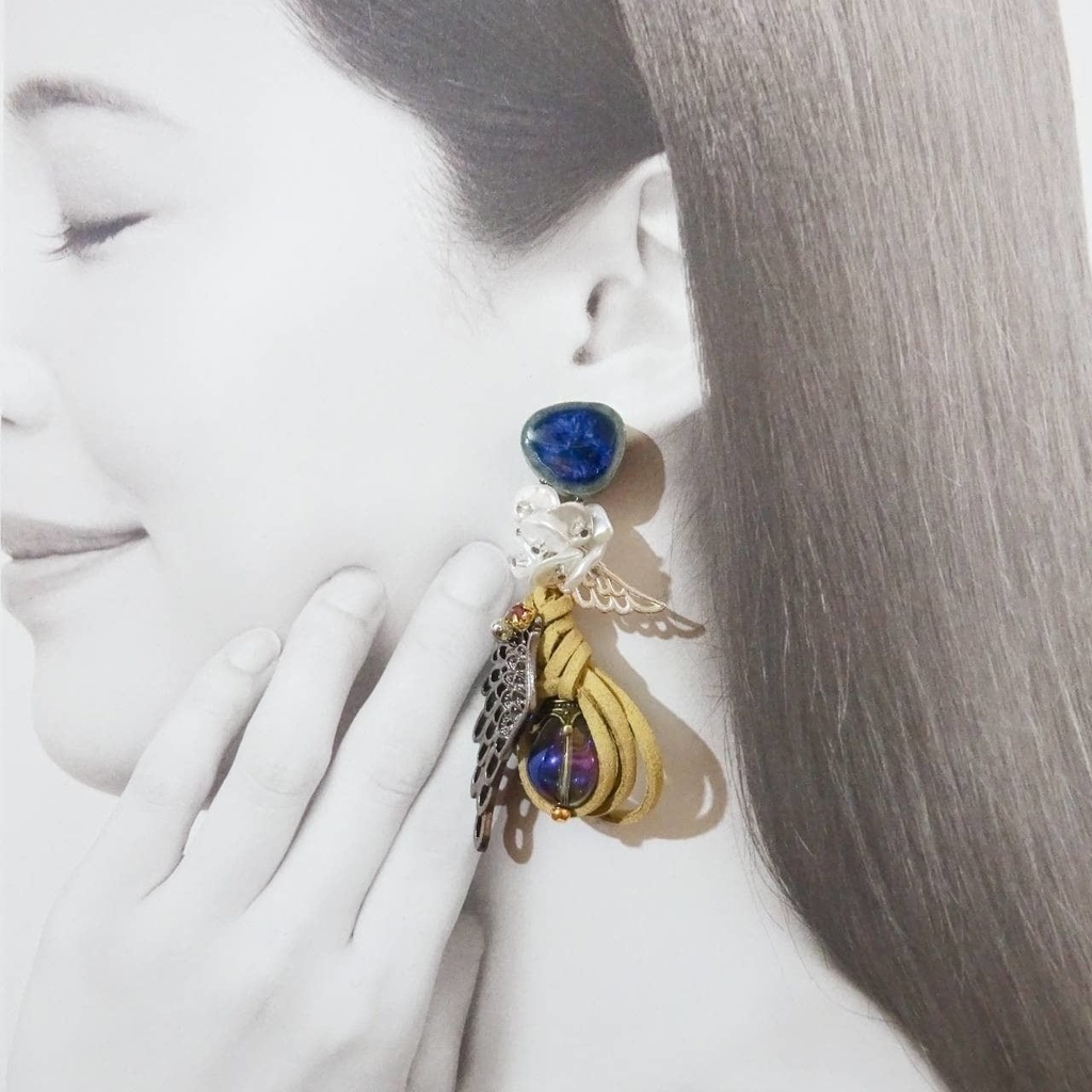 青い谷のドラゴン ピアス イヤリング 竜 翼 しずく 陶器 ブルー ブルードラゴン blue dragon ファンタジー