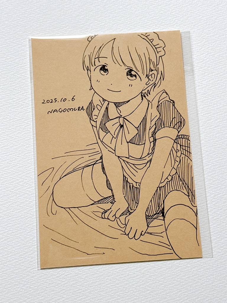 ドローイング「座るメイド」