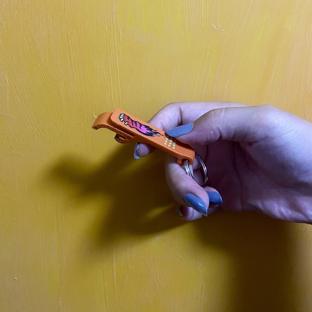 栓抜きキーホルダー