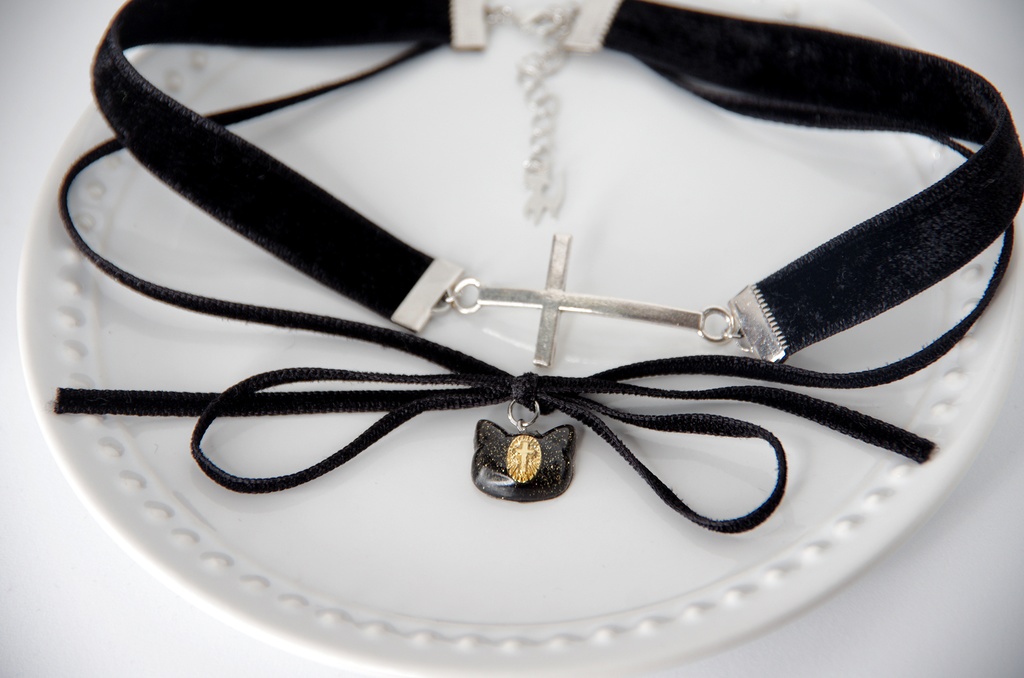 「使徒」アンイメージチョーカー