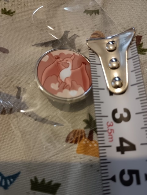 ぷてらのどんピンバッジ