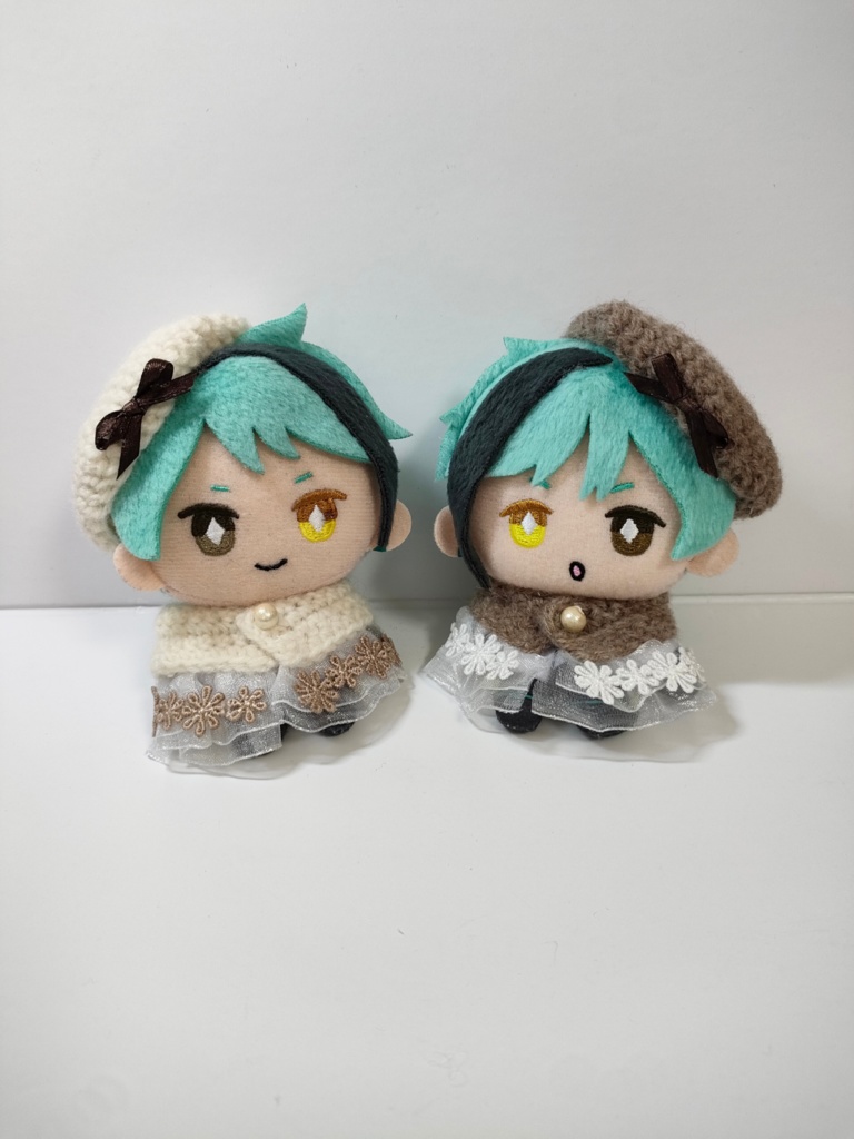 10cmぬい服 レース付きケープ&ベレー帽セット(旧バージョン)