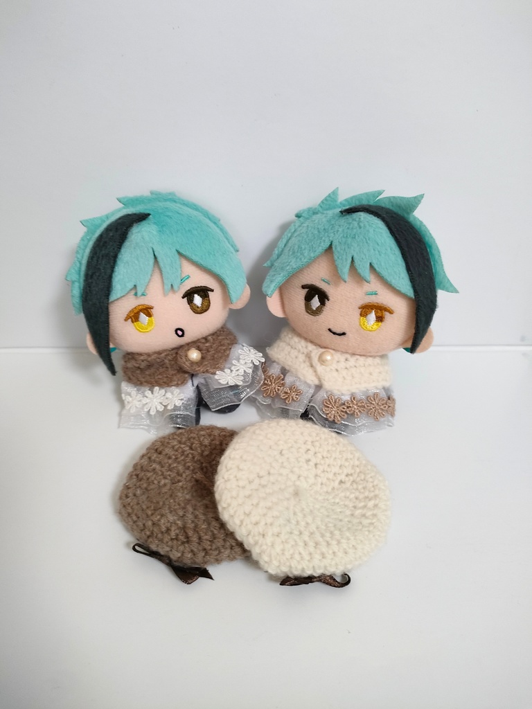 10cmぬい服 レース付きケープ&ベレー帽セット(旧バージョン)