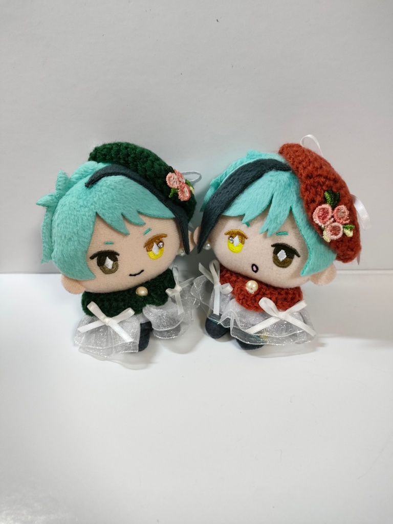 10cmぬい服 ホワイトリボンケープ&ベレーセット