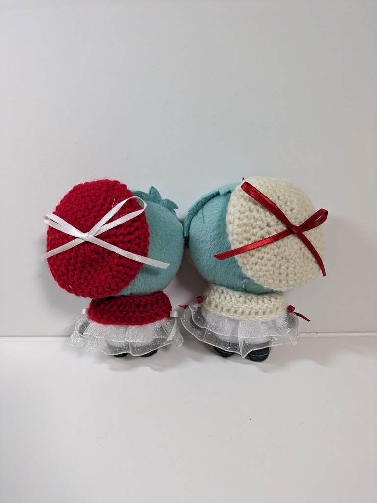 10cmぬい服 紅白ケープ&ベレーセット